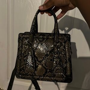 zara purse